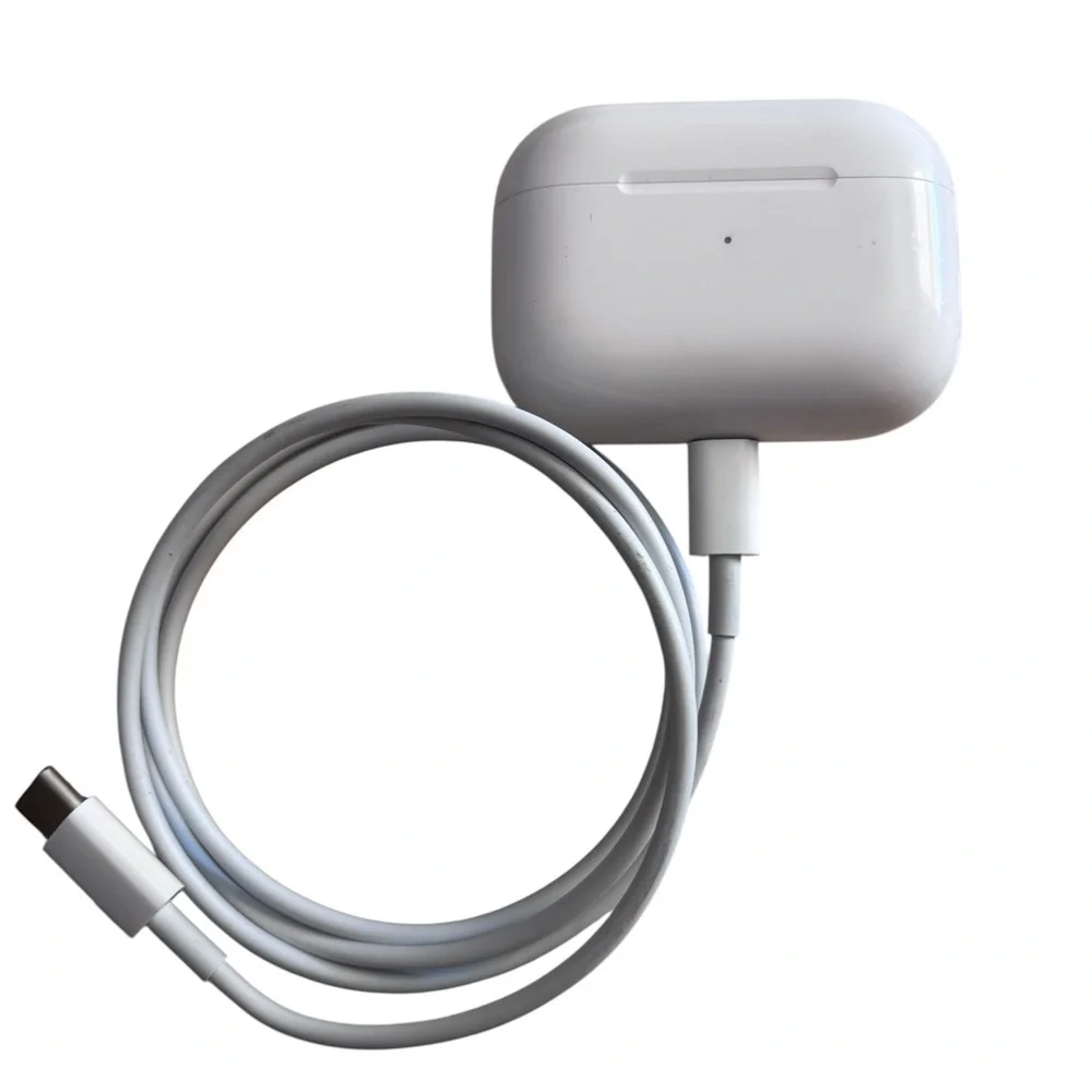 Apple Aiprpod Pro Chargingg CaseWith Power Cable - White